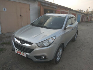 2010 Hyundai ix35 I, серебристый, 1000000 рублей, вид 2