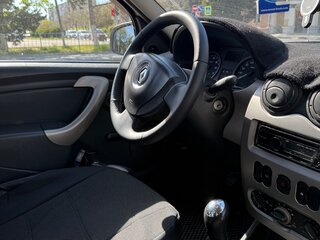 2009 Renault Logan I Рестайлинг, белый, 490000 рублей, вид 4