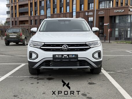 2026 Volkswagen T-Roc I Рестайлинг, белый, 2490000 рублей, вид 3