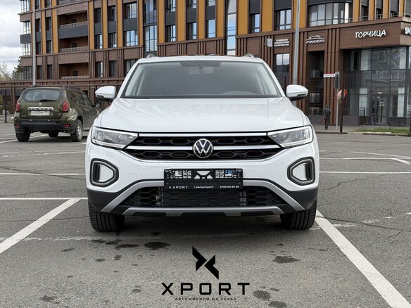 2026 Volkswagen T-Roc I Рестайлинг, белый, 2490000 рублей - вид 2
