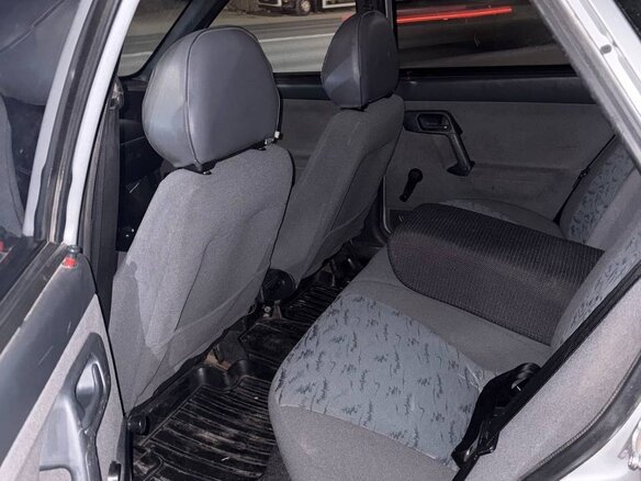 2006 Lada (ВАЗ) 2110, серебристый, 75000 рублей - вид 5