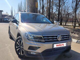 2020 Volkswagen Tiguan II, бежевый, 2600000 рублей, вид 2