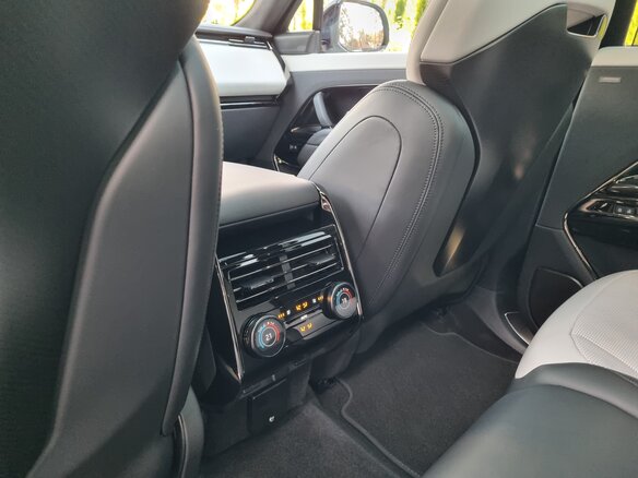 2026 Land Rover Range Rover Sport SV III, серый, 29900000 рублей - вид 27