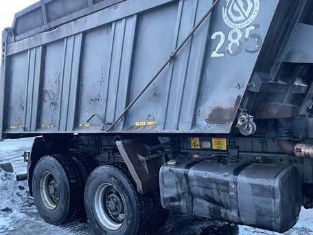 2012 Volvo FM, красный, 3600000 рублей, вид 4