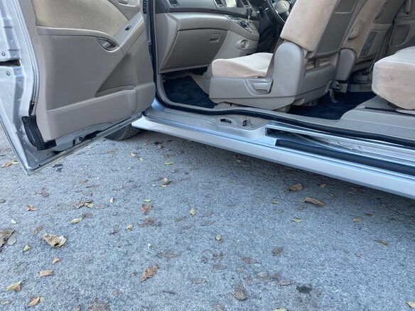 2004 Toyota ISis I, серый, 950000 рублей - вид 11