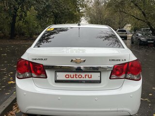 2012 Chevrolet Cruze I, белый, 970000 рублей, вид 3