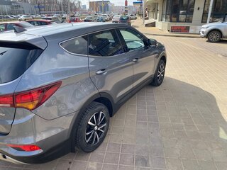 2017 Hyundai Santa Fe III Рестайлинг, серый, 2300000 рублей, вид 4