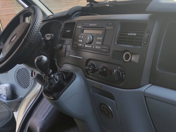 2009 Ford Transit, белый, 750000 рублей