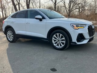 2021 Audi Q3 35 TFSI II (F3), белый, 3975000 рублей, вид 4