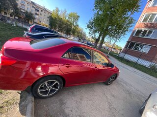2010 Toyota Corolla X (E140, E150) Рестайлинг, красный, 1250000 рублей, вид 4