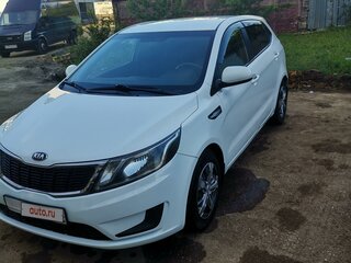 2014 Kia Rio III, белый, 890000 рублей, вид 2