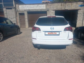 2012 Opel Astra J Рестайлинг, белый, 1150000 рублей, вид 5