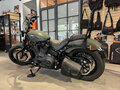 2021 Harley-Davidson Street Bob, зелёный, 1995000 рублей - вид 3