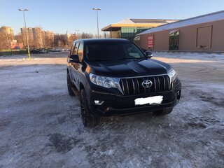 2019 Toyota Land Cruiser Prado 150 Series Рестайлинг 2, чёрный, 4100000 рублей, вид 2
