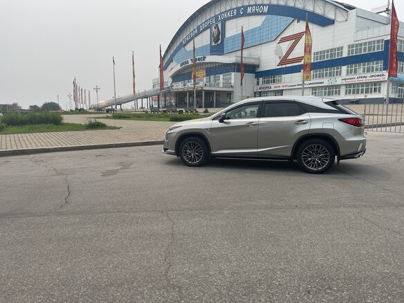 2016 Lexus RX 200t IV, серый, 4900000 рублей - вид 11