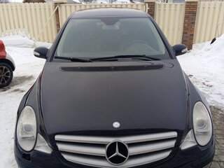 2007 Mercedes-Benz R-Класс 350 Long I Рестайлинг, чёрный, 1000000 рублей, вид 2