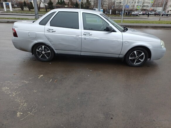 2007 Lada (ВАЗ) Priora I, серебристый, 295000 рублей - вид 2