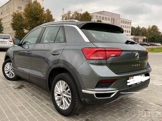 2019 Volkswagen T-Roc I, серый, 1445000 рублей, вид 3