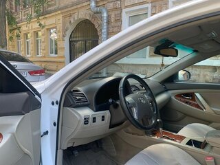 2010 Toyota Camry VI (XV40) Рестайлинг, белый, 1299000 рублей, вид 2