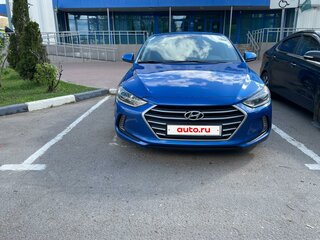 2017 Hyundai Elantra VI (AD), синий, 1500000 рублей, вид 2
