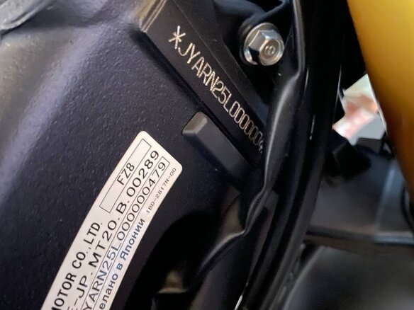 2014 Yamaha FZ8, чёрный, 1000000 рублей - вид 13
