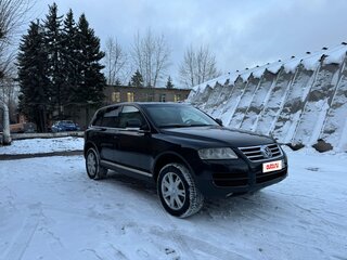 2005 Volkswagen Touareg I, чёрный, 800000 рублей, вид 3