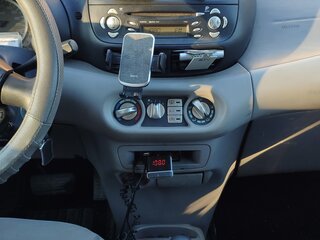 2001 Nissan Almera Tino I, серебристый, 300000 рублей, вид 4