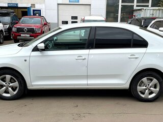 2015 Skoda Rapid I, белый, 960000 рублей, вид 4
