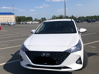 2021 Hyundai Solaris II Рестайлинг, белый, 1000000 рублей, вид 1