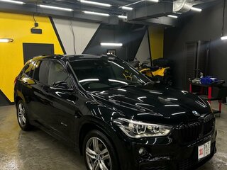 2016 BMW X1 18i sDrive II (F48), чёрный, 2600000 рублей, вид 3