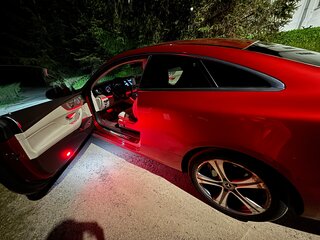 2017 Mercedes-Benz E-Класс 200 V (W213, S213, C238), красный, 4000000 рублей, вид 3