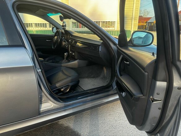 2008 BMW 3 серии 320i V (E90/E91/E92/E93) Рестайлинг, серый, 850000 рублей - вид 25