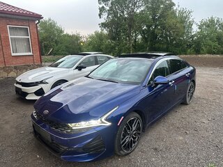 2020 Kia K5 III, фиолетовый, 3200000 рублей, вид 3