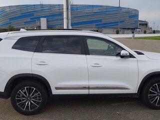 2023 Chery Tiggo 8 Pro e+, белый, 2500000 рублей, вид 3