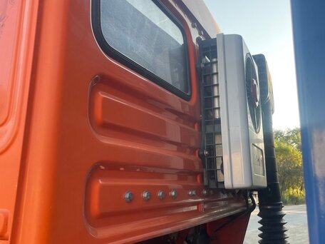 2017 КамАЗ 65115, оранжевый, 4500000 рублей, вид 2