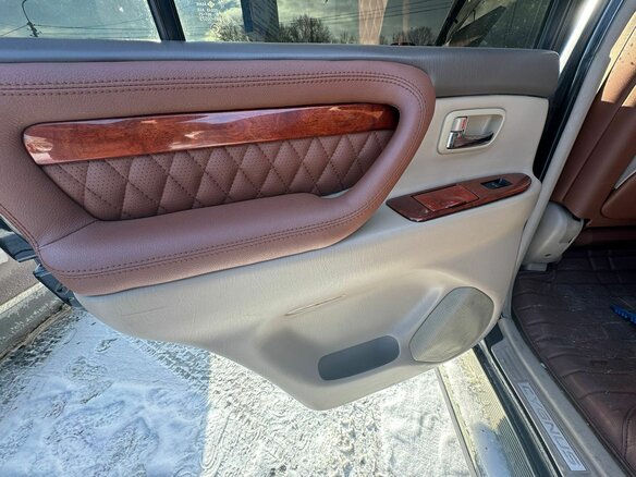 2000 Toyota Land Cruiser 100 Series, чёрный, 2200000 рублей - вид 17