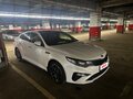 2019 Kia Optima IV Рестайлинг, белый - вид 1