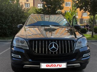 2010 Mercedes-Benz M-Класс 350 II (W164) Рестайлинг, чёрный, 1700000 рублей, вид 4
