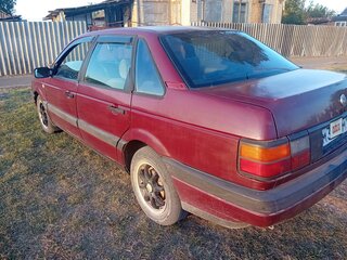 1989 Volkswagen Passat B3, красный, 165000 рублей, вид 4