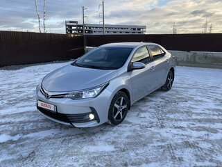 2018 Toyota Corolla XII (E210), серебристый, 2250000 рублей, вид 1