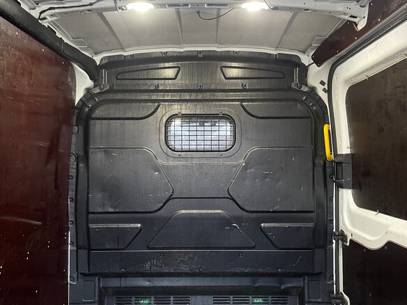 2018 Ford Transit, белый, 2900000 рублей - вид 5