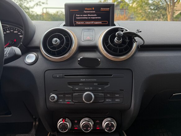 2011 Audi A1 I (8X), коричневый - вид 20