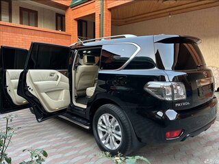 2010 Nissan Patrol VI (Y62), чёрный, 1850000 рублей, вид 2
