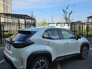 2021 Toyota Yaris Cross I, белый, 2300000 рублей, вид 3