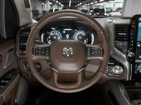 2025 Ram 1500 Crew Cab V Рестайлинг, чёрный, 11150000 рублей - вид 10