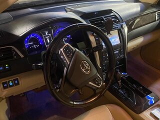 2015 Toyota Camry VII (XV50) Рестайлинг, чёрный, 1790000 рублей, вид 5