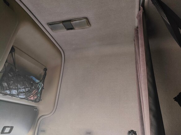 1996 Volvo FH, белый, 3000000 рублей - вид 13