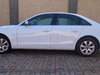 2011 Audi A4 IV (B8), белый, 1000000 рублей, вид 4