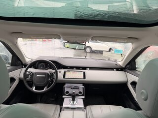 2019 Land Rover Range Rover Evoque II, белый, 2800000 рублей, вид 5