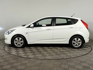 2014 Hyundai Solaris I, белый, 899000 рублей, вид 4
